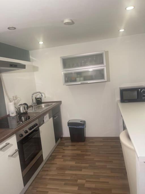 Gemuetliches Einliegerapartment, 50 Qm Trippstadt Buitenkant foto