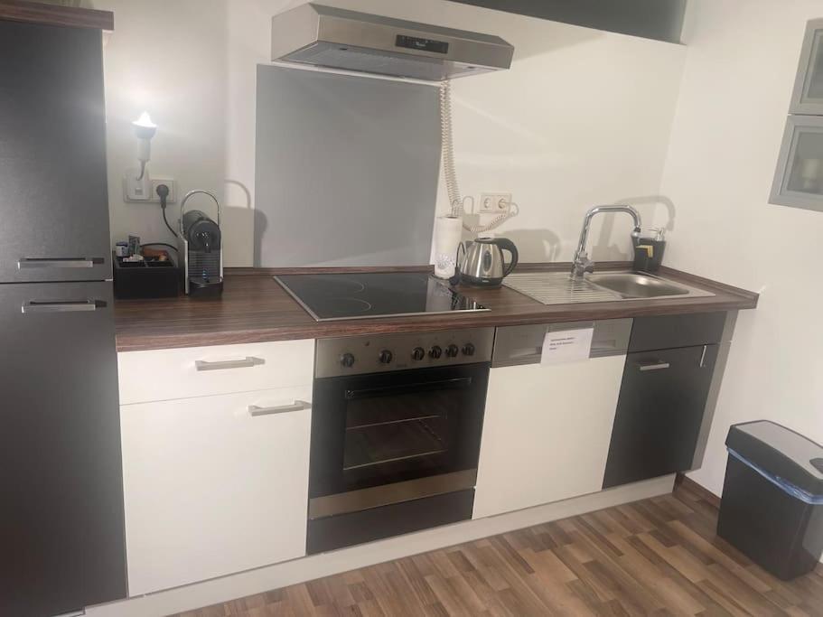 Gemuetliches Einliegerapartment, 50 Qm Trippstadt Buitenkant foto
